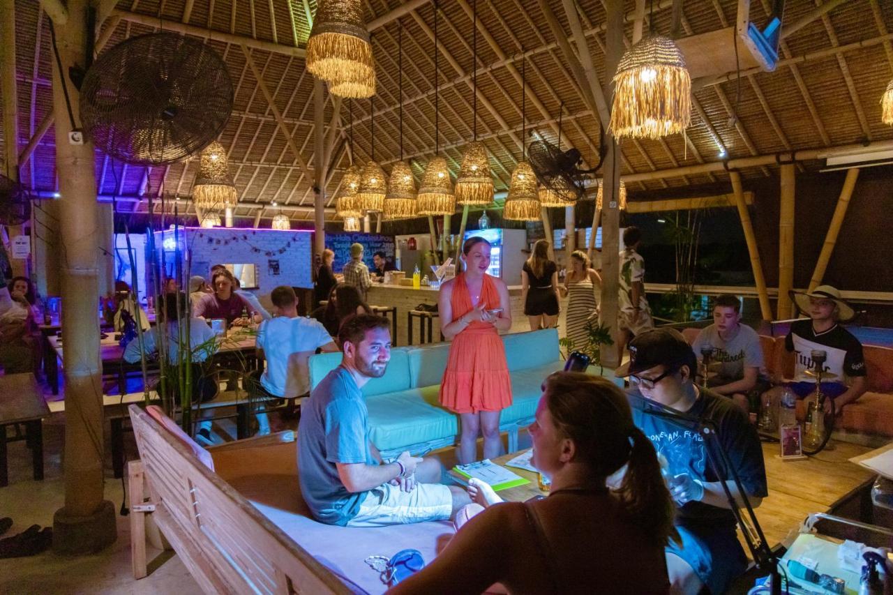 Clandestino Vandrarhem Canggu Exteriör bild