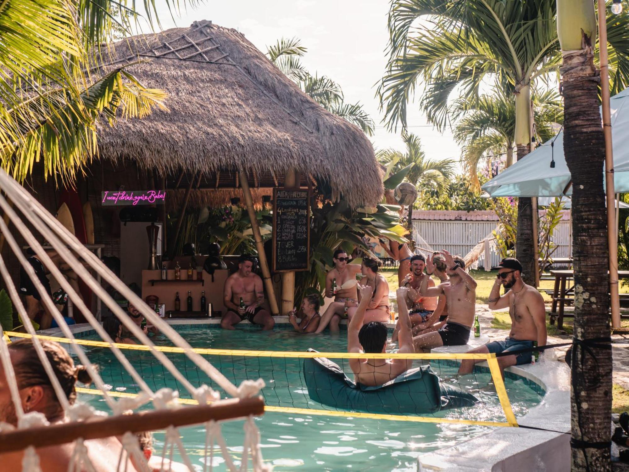 Clandestino Vandrarhem Canggu Exteriör bild